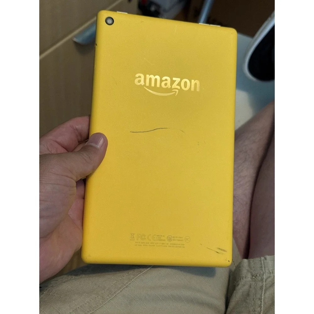 Amazon Kindle Fire HD 8 7th generation Model SX034QT , ( Asis No Power )